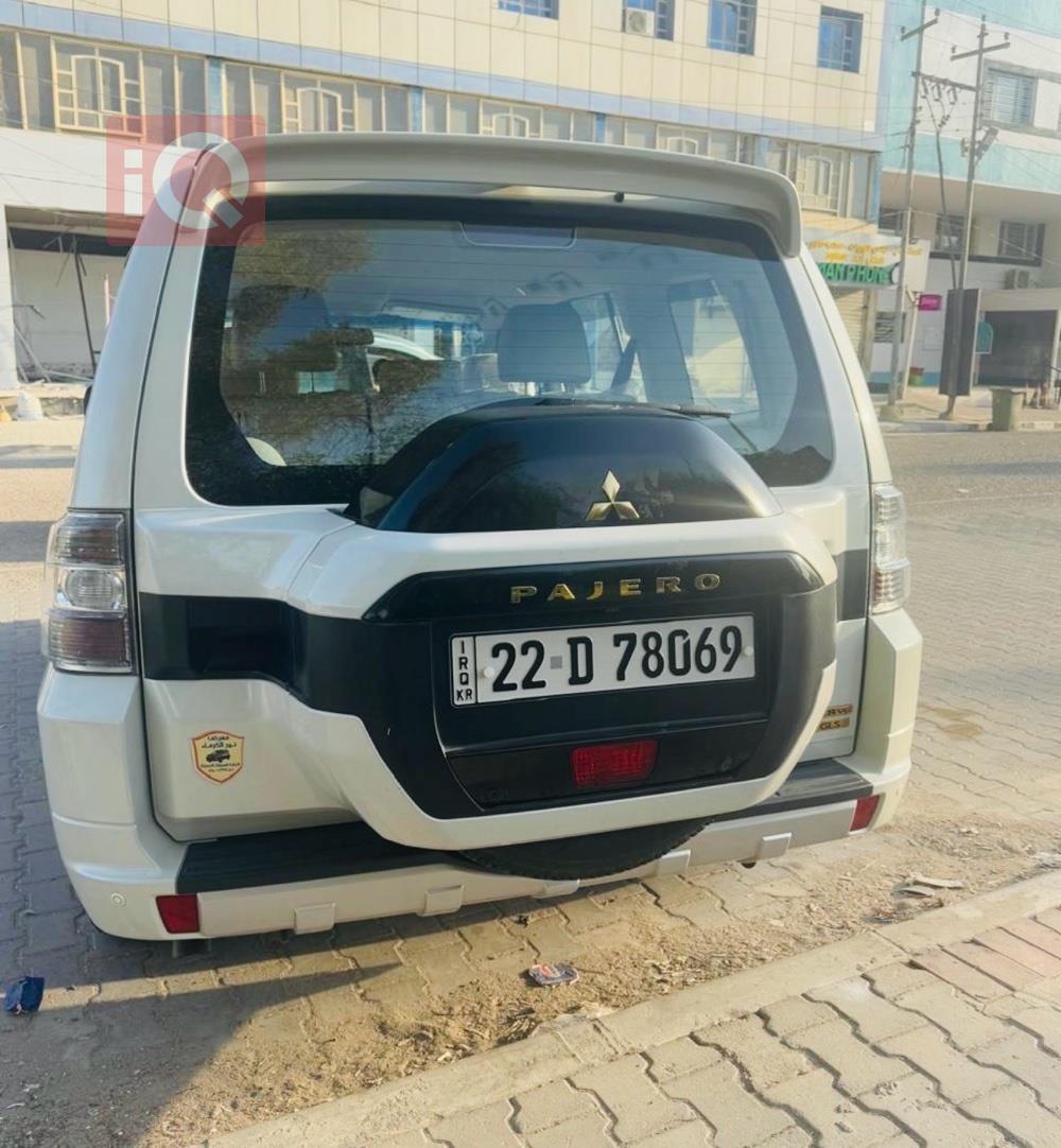 ميتسوبيشي باجيرو